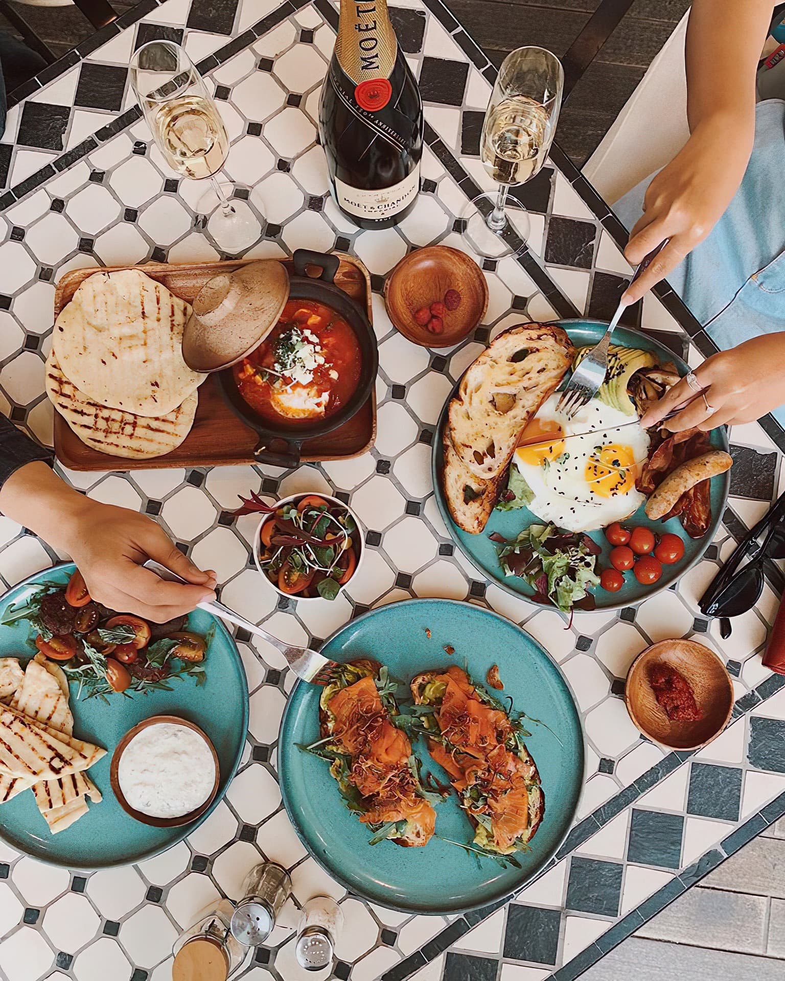 5-Minute Daily Review Management for Busy Restaurant Owners